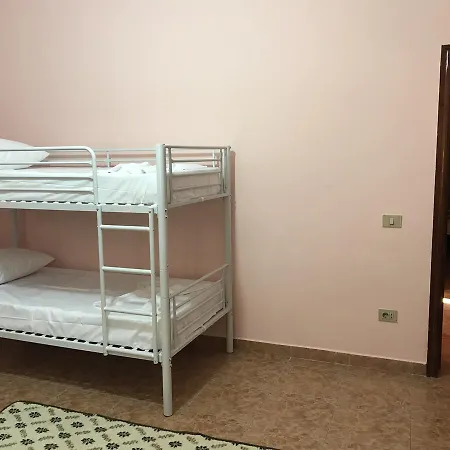Hostel Villa אכסניה