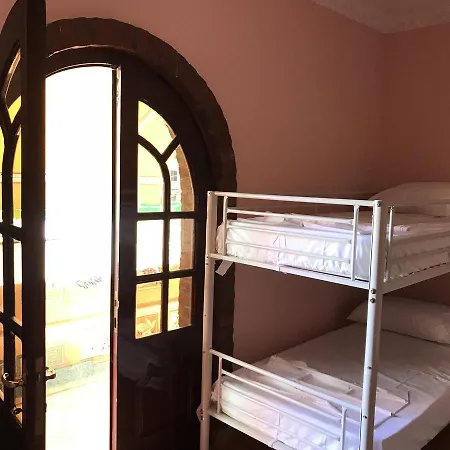 אכסניה Hostel Villa *